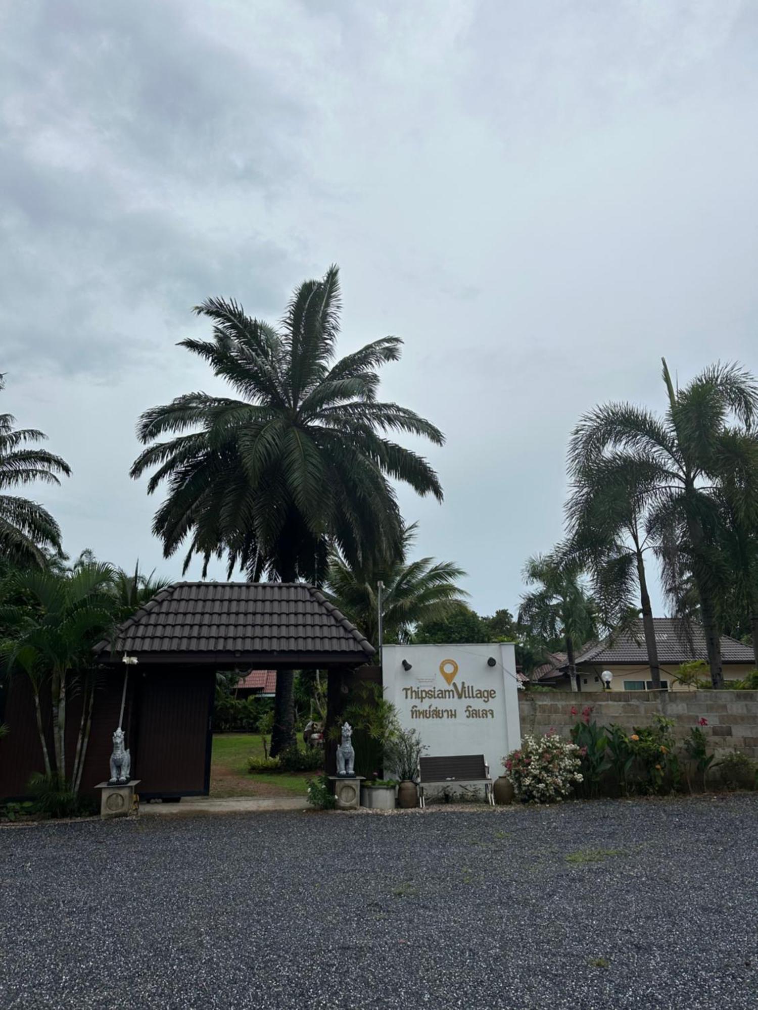 Thip Siam Village Ao Nam Mao Buitenkant foto